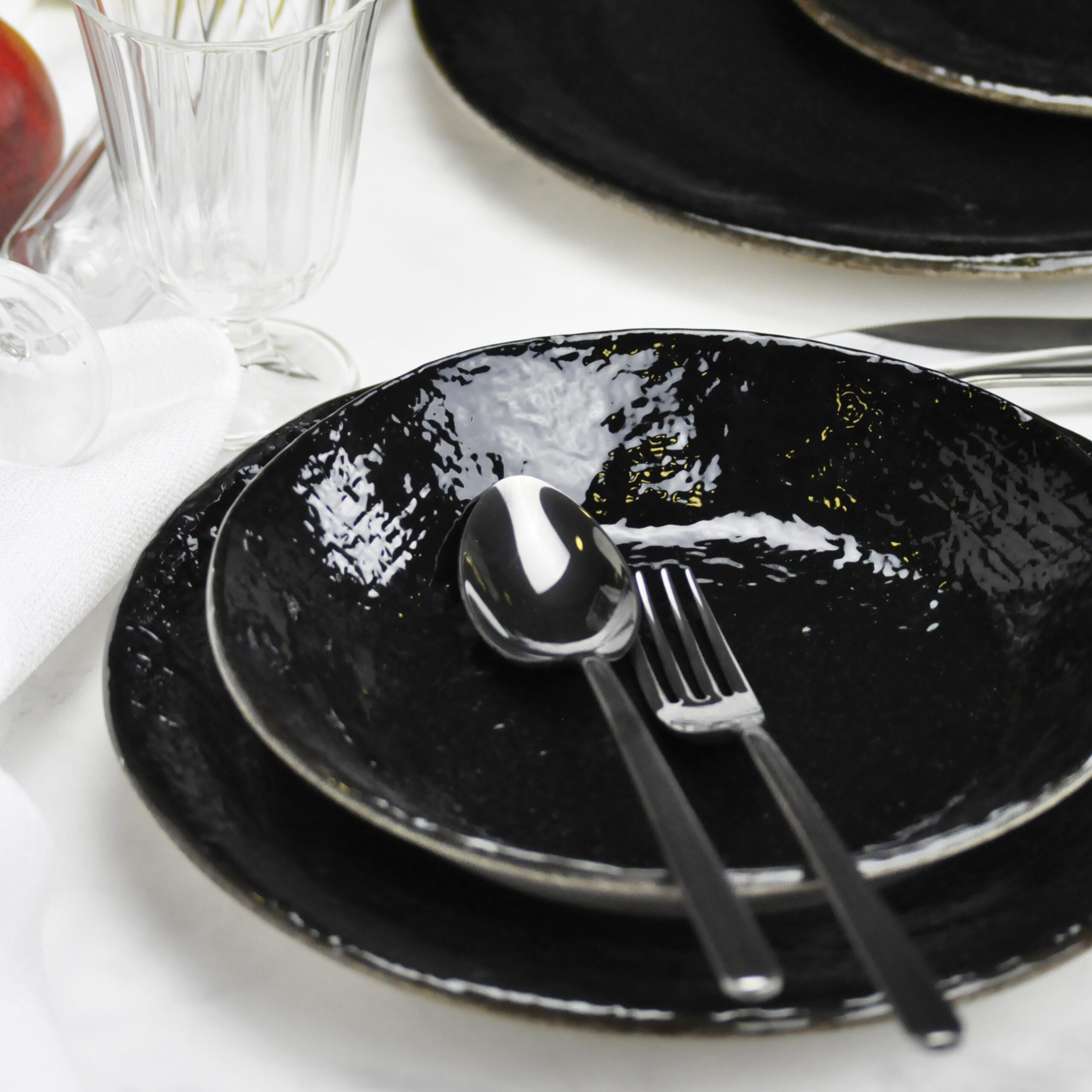 ARCUCCI PRETA PIATTO CERAMICA nero scaled