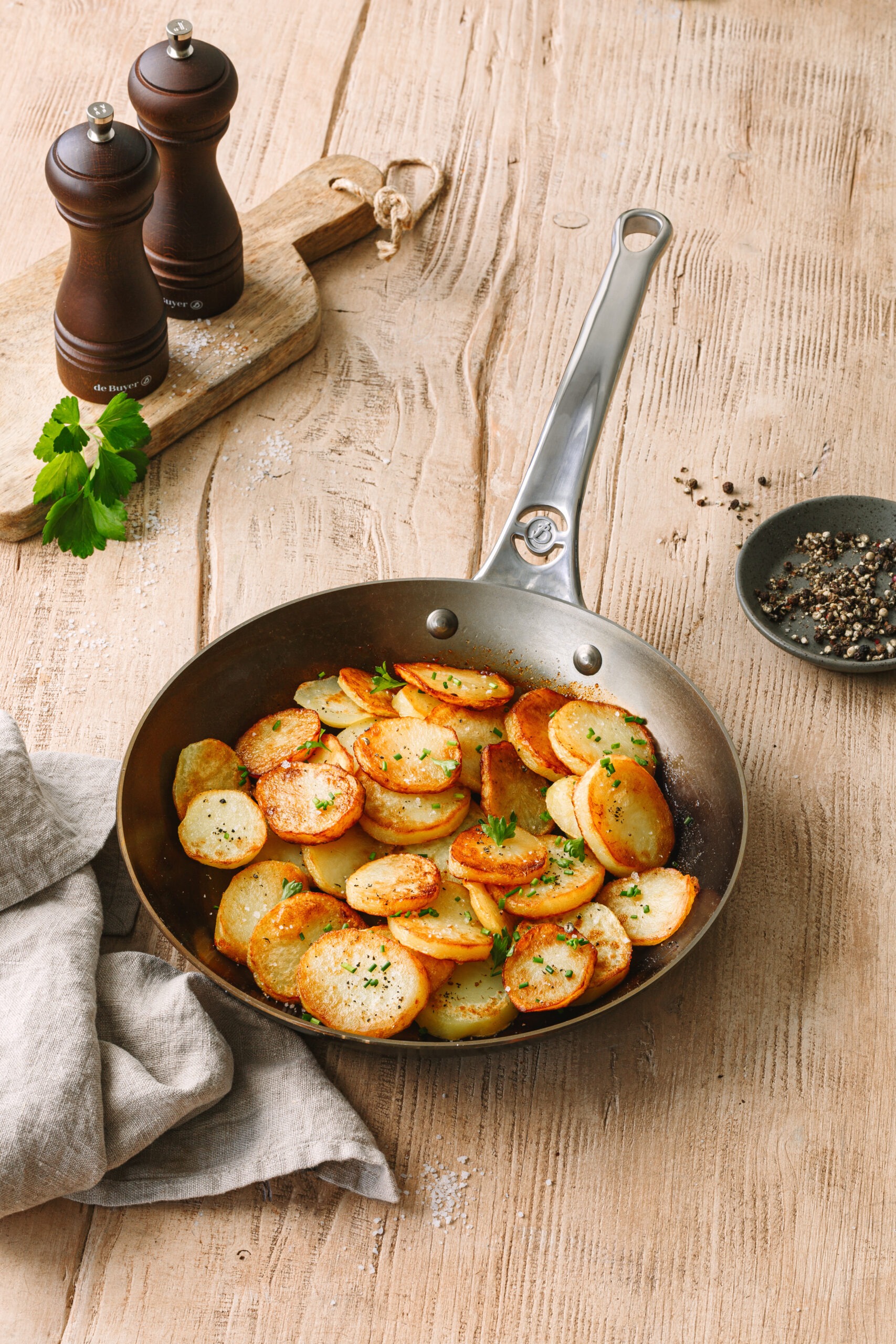 Padella in Ferro Professionale De Buyer Mineral B PRO Antiaderente Naturale 4 Padella in Ferro Professionale De Buyer Mineral B PRO Antiaderente Naturale - Image 4